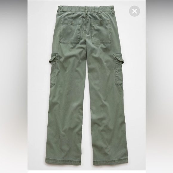 American Eagle Mid-Rise Baggy Wide Leg Women’s Cargo Pant - Picture 7 of 8